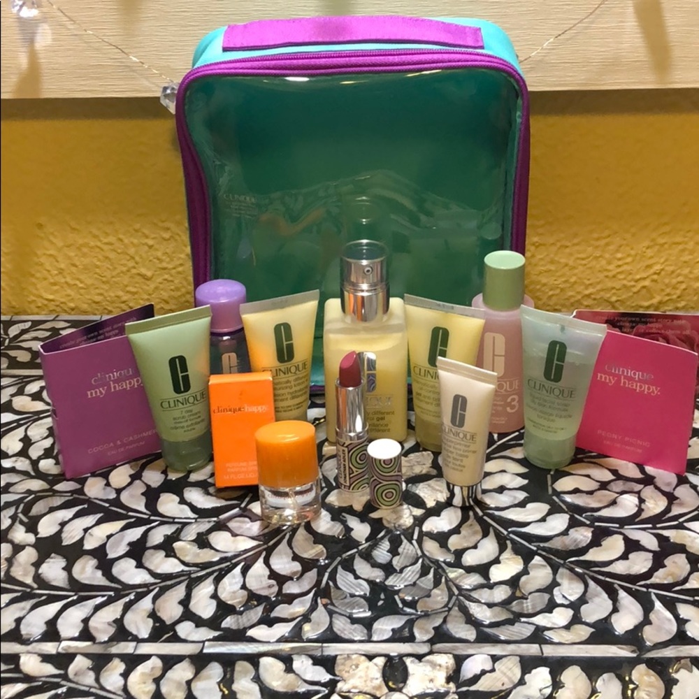 Clinique gel moisturizer and bundle!